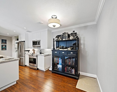 1818 Augusta Drive - Photo Thumbnail 17