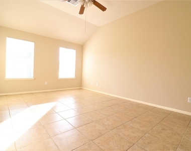 6803 Hayman Drive - Photo Thumbnail 2