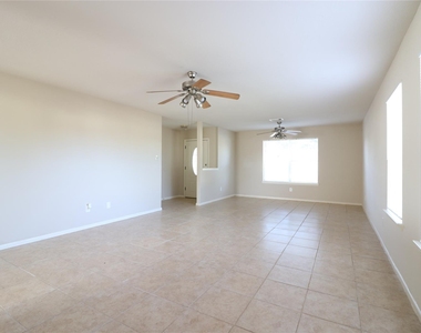 6803 Hayman Drive - Photo Thumbnail 5