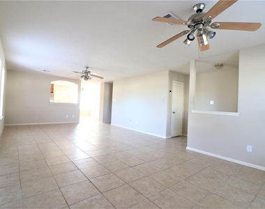 6803 Hayman Drive - Photo Thumbnail 7