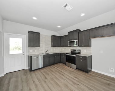288 Buckskin Drive - Photo Thumbnail 15
