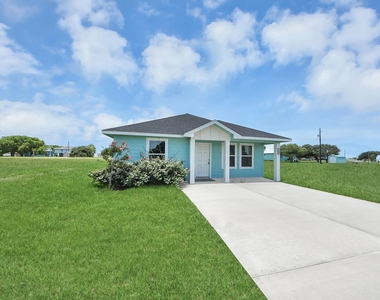 288 Buckskin Drive - Photo Thumbnail 4