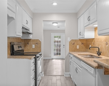 14535 Misty Meadow Lane - Photo Thumbnail 10