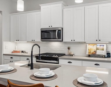 5214 Amber Sunrise Drive - Photo Thumbnail 14