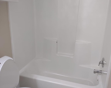 102 Libby Circle - Photo Thumbnail 19