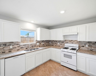 21331 Bella Mountain Drive - Photo Thumbnail 9