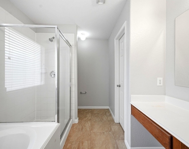 21331 Bella Mountain Drive - Photo Thumbnail 12