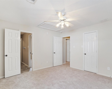 87 N Concord Valley Circle - Photo Thumbnail 44