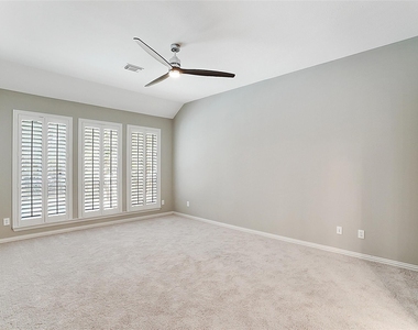 87 N Concord Valley Circle - Photo Thumbnail 28
