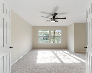 87 N Concord Valley Circle - Photo Thumbnail 38