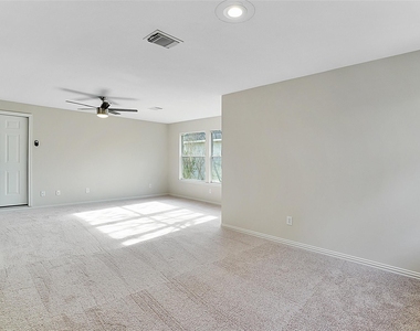 87 N Concord Valley Circle - Photo Thumbnail 40