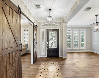 87 N Concord Valley Circle - Photo Thumbnail 4
