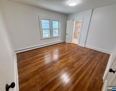 131 W Ramapo - Photo Thumbnail 11