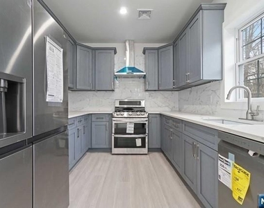 417 A Frances - Photo Thumbnail 12