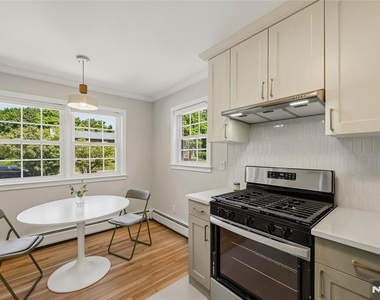 901 Washington - Photo Thumbnail 5