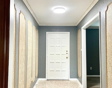 9626 Hearthwood Drive - Photo Thumbnail 4