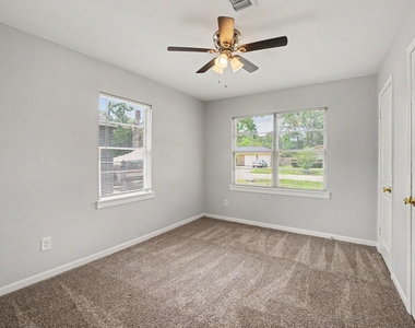 8433 Woodlyn Road - Photo Thumbnail 10