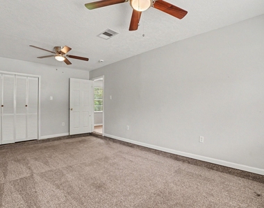 8433 Woodlyn Road - Photo Thumbnail 9