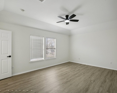 1705 Stuart Street - Photo Thumbnail 17