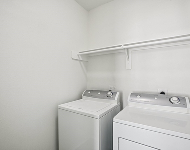 1705 Stuart Street - Photo Thumbnail 13