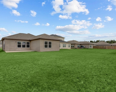 64 Road 51024 - Photo Thumbnail 19