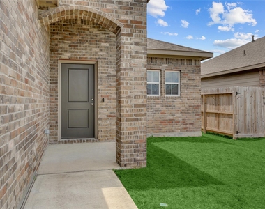 64 Road 51024 - Photo Thumbnail 1