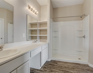 64 Road 51024 - Photo Thumbnail 10