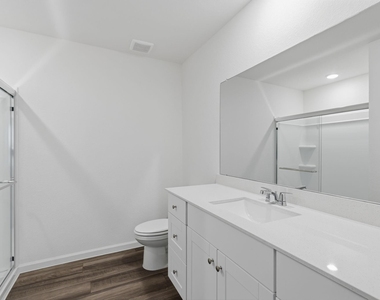 15052 Ronan Drive - Photo Thumbnail 14