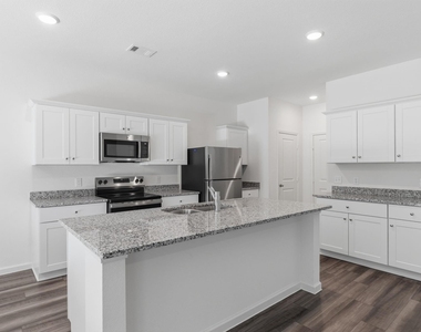 15052 Ronan Drive - Photo Thumbnail 8