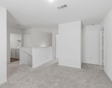 15052 Ronan Drive - Photo Thumbnail 12