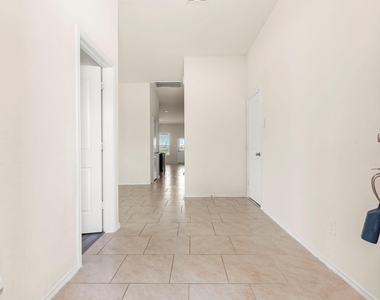 23607 Legano Drive - Photo Thumbnail 7