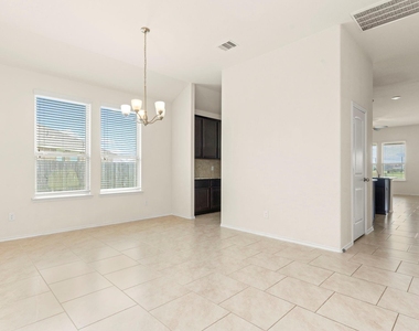 23607 Legano Drive - Photo Thumbnail 9