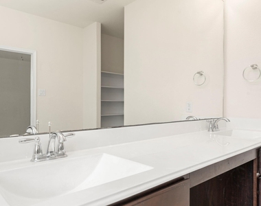 23607 Legano Drive - Photo Thumbnail 32