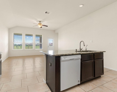 23607 Legano Drive - Photo Thumbnail 17