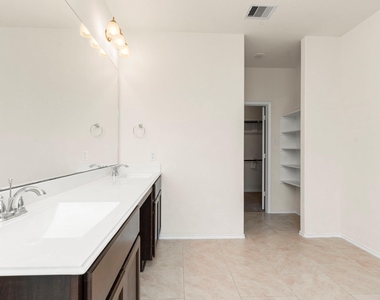 23607 Legano Drive - Photo Thumbnail 33