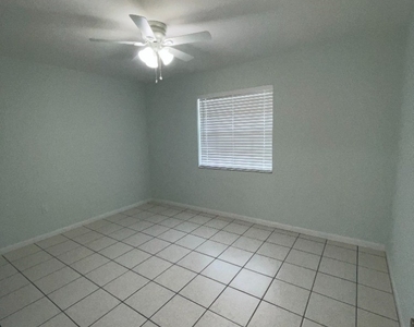 9044 Tangelo Boulevard - Photo Thumbnail 7