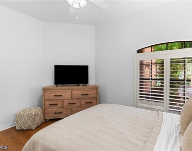 5805 Grande Reserve Way - Photo Thumbnail 17