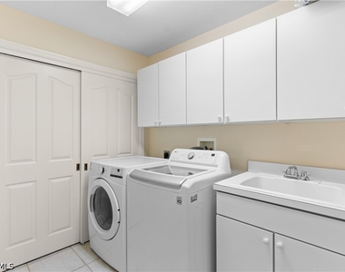 5805 Grande Reserve Way - Photo Thumbnail 20