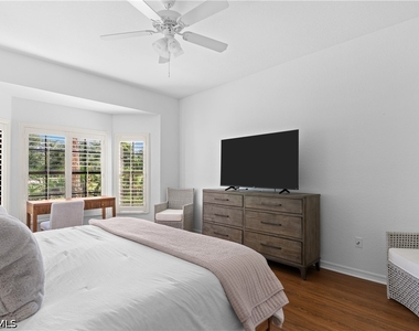 5805 Grande Reserve Way - Photo Thumbnail 22