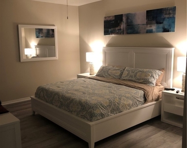 3715 Fieldstone Boulevard - Photo Thumbnail 6