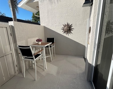 3715 Fieldstone Boulevard - Photo Thumbnail 8