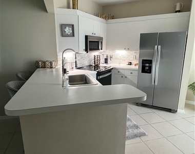 3715 Fieldstone Boulevard - Photo Thumbnail 1