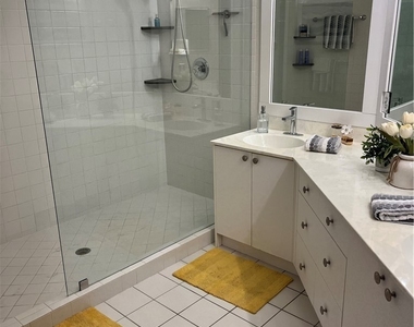 3715 Fieldstone Boulevard - Photo Thumbnail 15