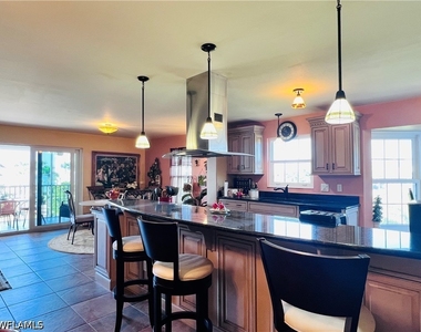 1200 Gulf Shore Boulevard N - Photo Thumbnail 10