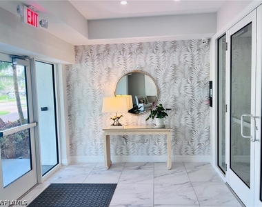 1200 Gulf Shore Boulevard N - Photo Thumbnail 6