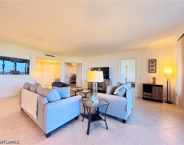 23850 Via Italia Circle - Photo Thumbnail 7