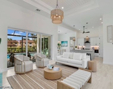 138 Greenbrier Street - Photo Thumbnail 10