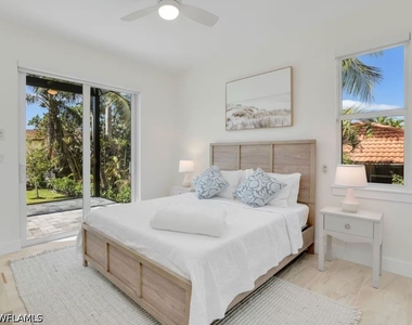 138 Greenbrier Street - Photo Thumbnail 20