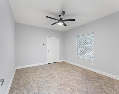 8221 Brockton Street - Photo Thumbnail 5
