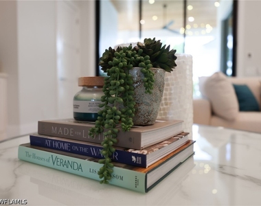 685 6th Avenue - Photo Thumbnail 4